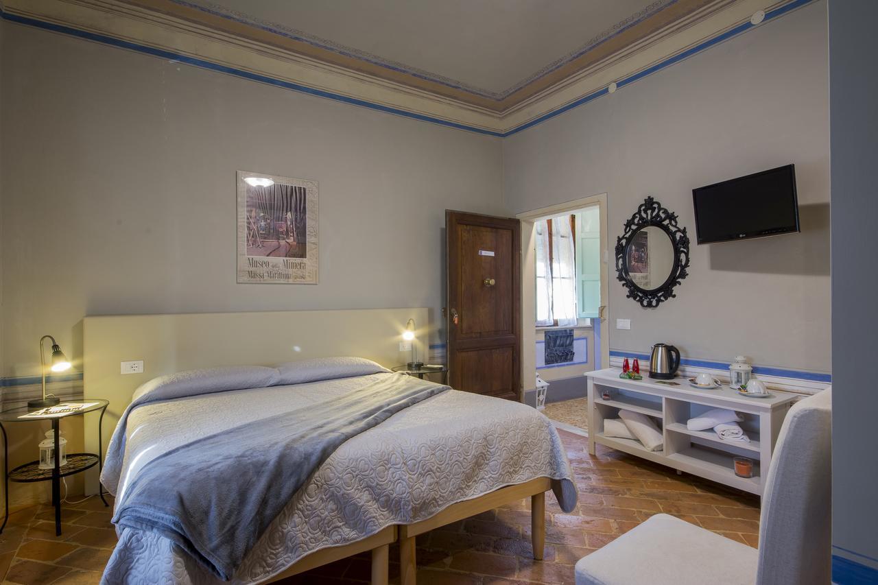 Villa Sant'Andrea Siena Room photo